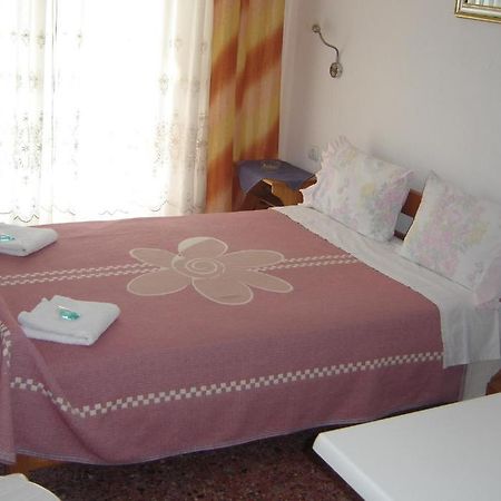 Hotel Angela Asproválta Ngoại thất bức ảnh